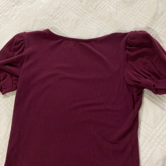 Women’s Aeropostale t-shirt - Picture 4 of 4